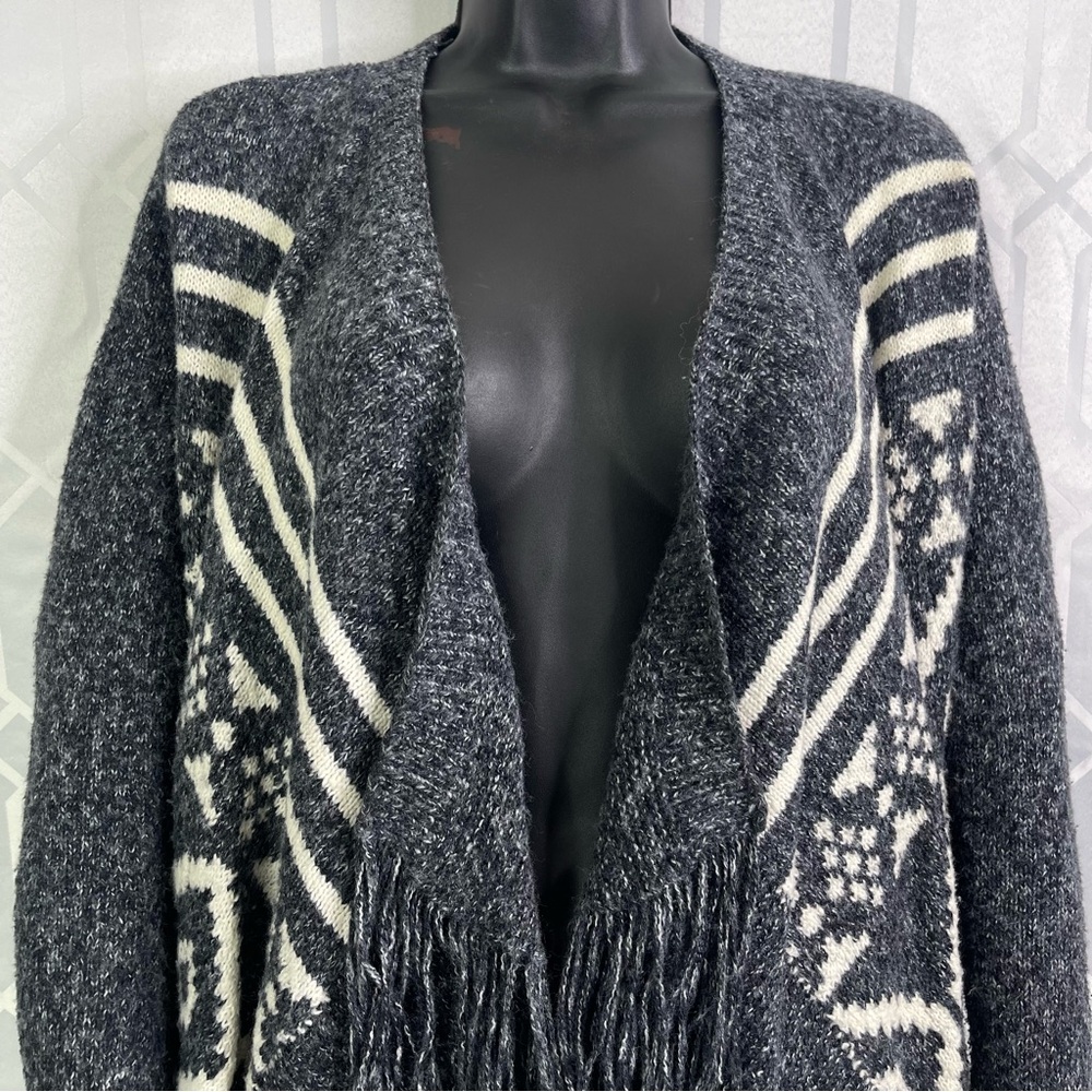 Hollister Charcoal Gray Cream Tribal Geometric Fringe Open Front Cardigan Small